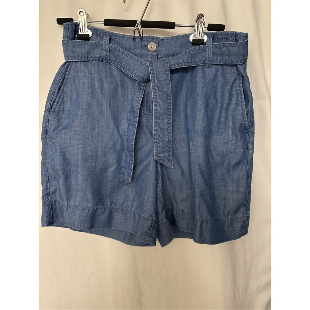 Tommy Bahama Chambray Shorts Womens Size 6 Blue Tie Belt